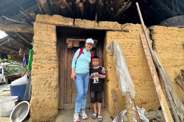 Bắc Hà Sunday Market Full Day Tour