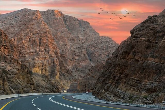 Private SIX Emirates Tour - Explore Rural UAE(Small group upto 5)