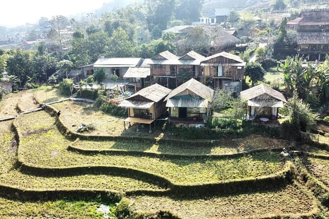 Sapa 2-Day Trekking Tour with Local Homestay from Hanoi