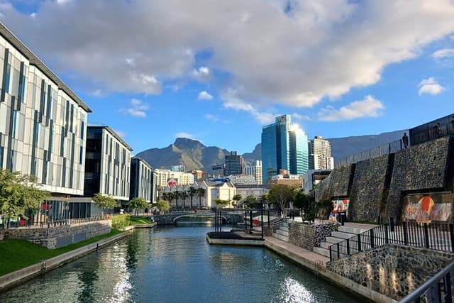LocalPlaces Understanding Cape Town Walking Tour