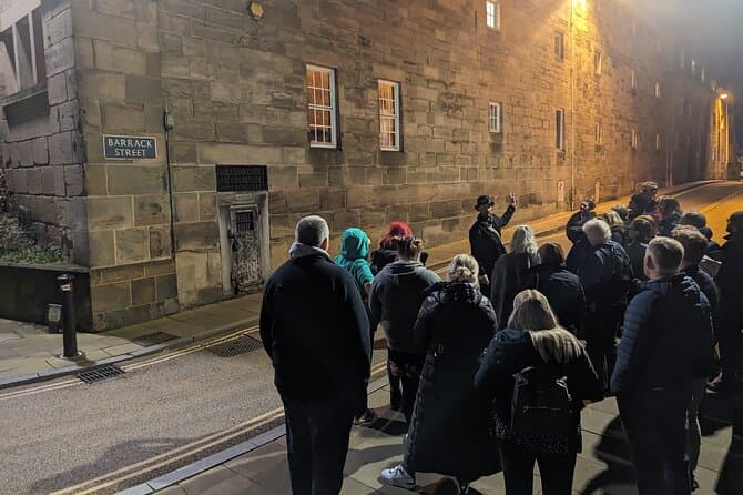 Immersive Warwick Audio Walking Tour & Historic Guide