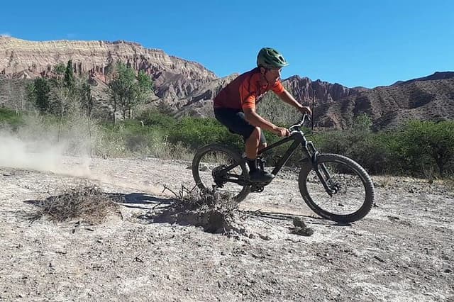 Bike Adventure through Juella with lunch