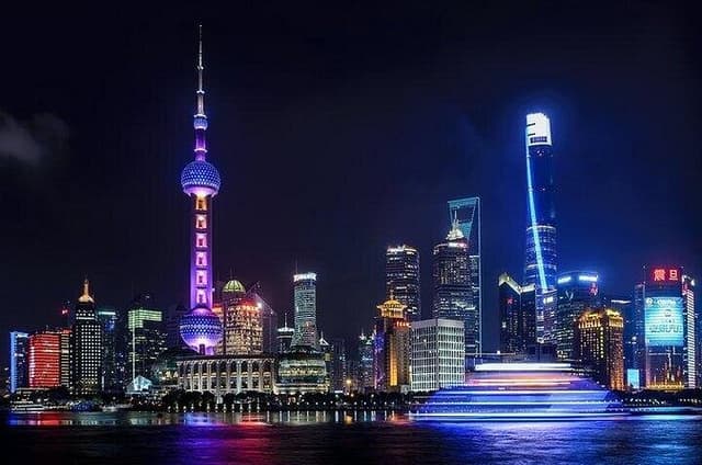 Private Guided Tour of Shanghai with River Cruise