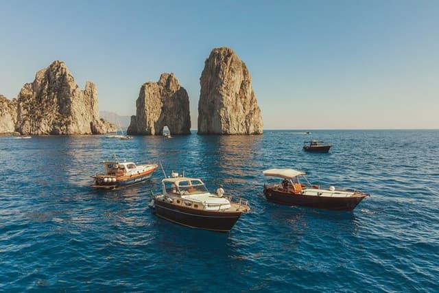 From Sorrento or Positano: Capri Island Private Boat VIP Tour