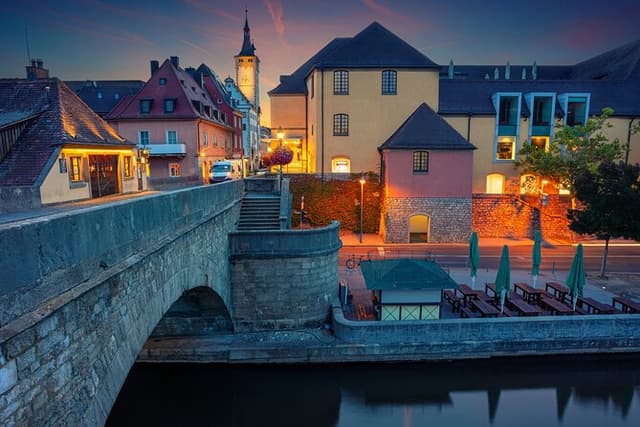 Wurzburg Scavenger Hunt & Highlights Self-Guided Walking Tour