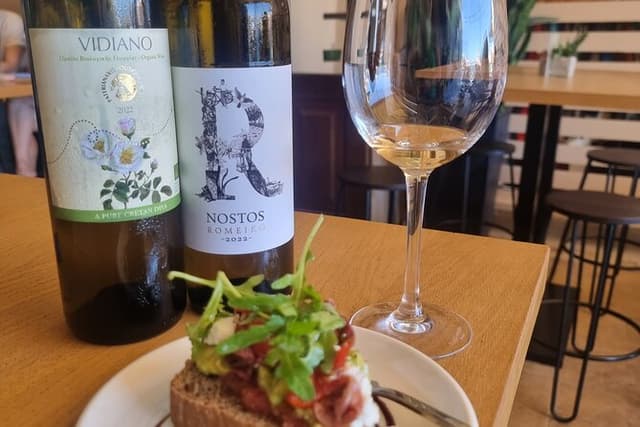 Wine Tasting Walking Tour in Old Town Chania