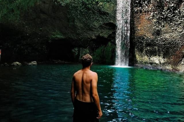 Ubud Waterfalls, Temple & Rice Terrace Guided Tour
