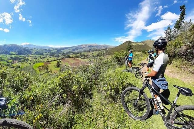 Otavalo and its surroundings by bike