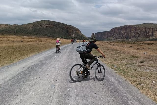 Hells Gate and Lake Naivasha Private Day Tour from Nairobi