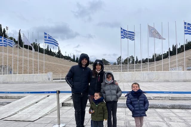 Athens Private Tour with Hotel or Port Pick up