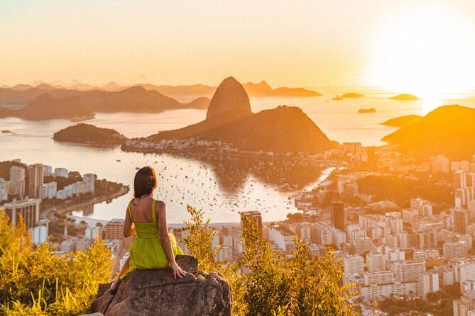 Best Mirante Dona Marta Sunrise Tour in Rio de Janeiro