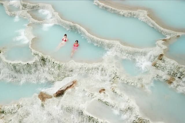 Saturnia Thermal Spring Small Group Day Trip from Rome with Lunch