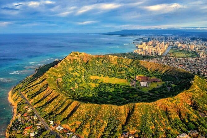 Diamond Head Hike - Honolulu