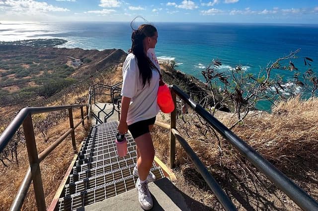 Diamond Head and Manoa Falls Hike and Adventure Tour