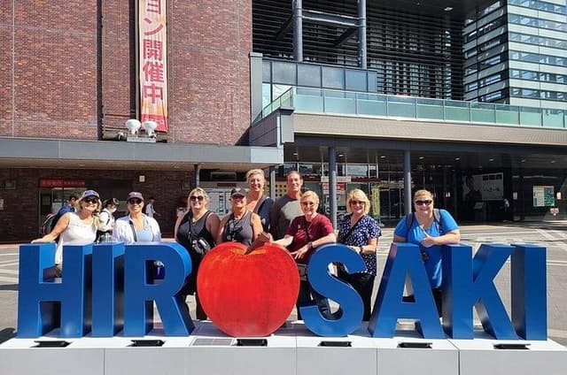 Hirosaki Customized Half-Day Tour with Licensed Local Guide