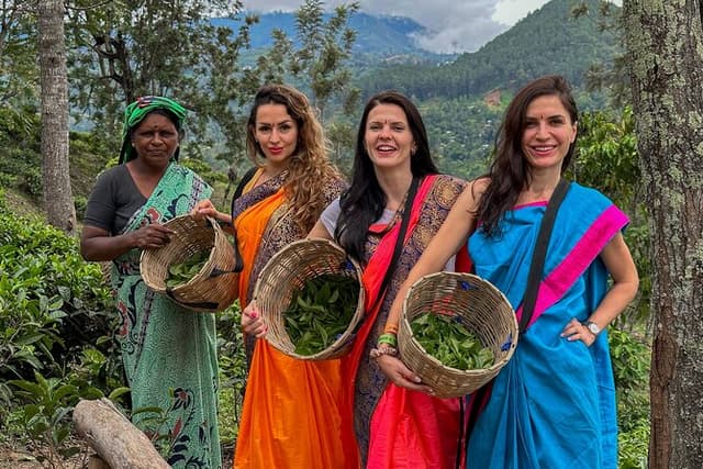 Halpewatte Tea Plantation Tour in Ella, Sri Lanka
