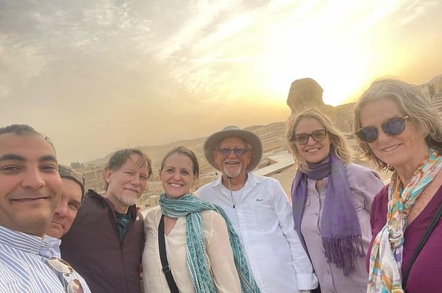 VIP Tour to Giza Pyramids and the Great Sphinx