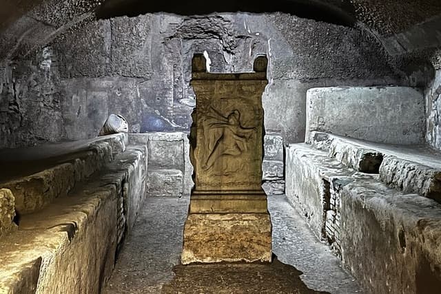 Rome: San Clemente Underground and Basilica Small Group Tour