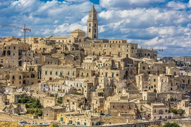 From Bari : Unesco Tour - Guided Tour of Matera and Alberobello