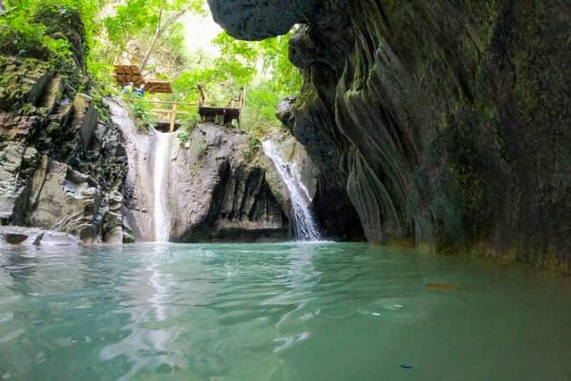 WATERFALLS Adv/EXCLUSIVE PRIVATE TOUR- AMBER COVE/TAINO BAY.