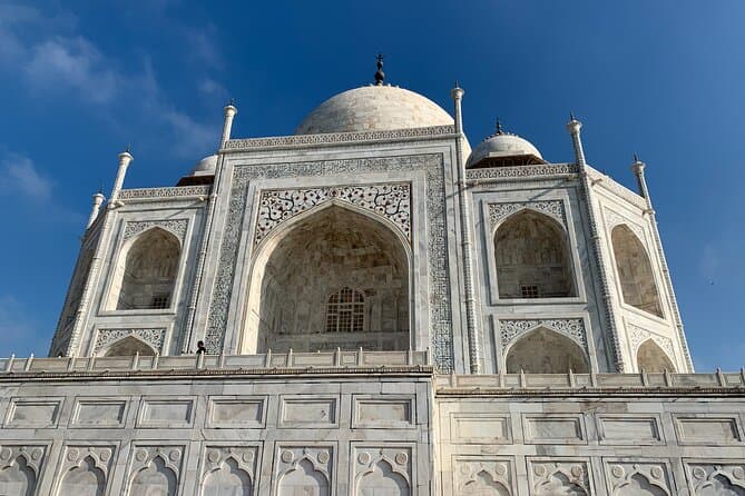 Ride from Agra's Wonders to Ranthambore's Wild Heart