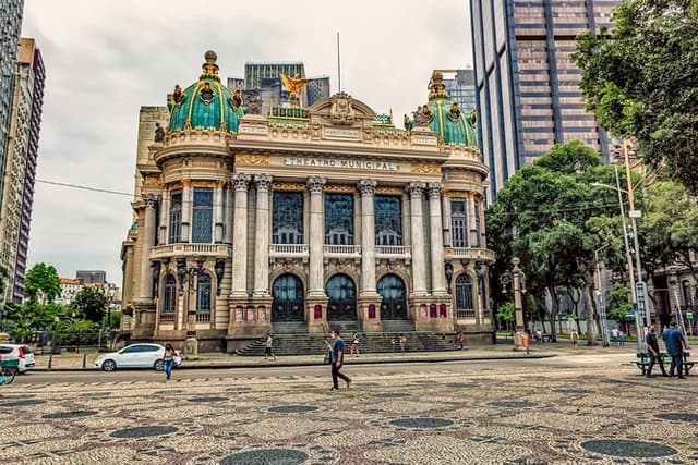 Self-Guided Tour of Rio's Journey from Colonialism to Democracy