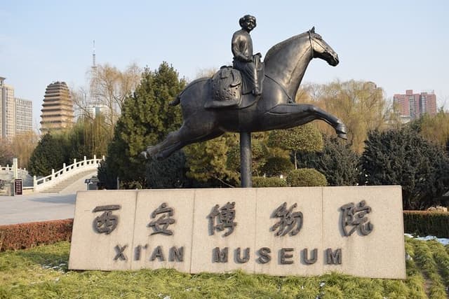 Xi'an Museum & Small Pagoda English-speaking Guide Service