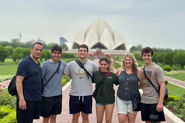 Old & New Delhi Full or Half Day Sightseeing Tour