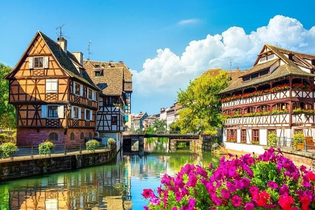 Strasbourg : Highlights Private Bike Tour With A Guide
