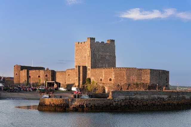 Full Day Private Tour in Northern Ireland from Belfast