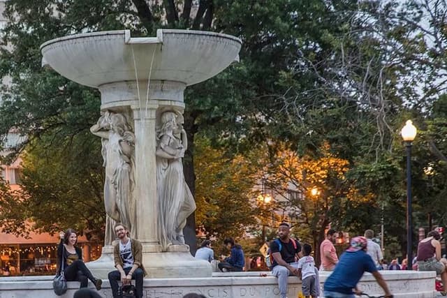 Private Dupont Circle Walking: Personalized Self-Guided App Tour
