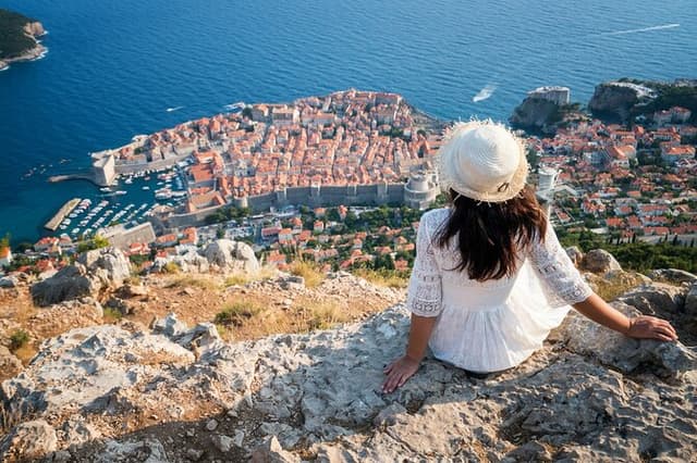 Split to Dubrovnik Private Tour with Local Guide