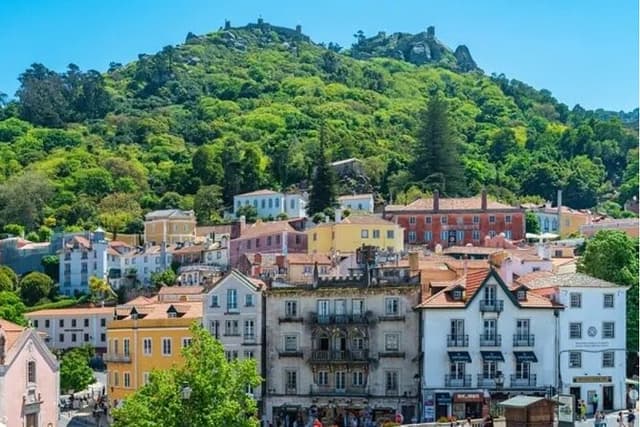 Sintra Private Tour 2 Palaces Roca Cascais Tailored up to 7