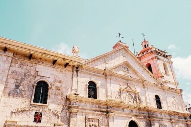 Top-Rated Private Cebu City Tour