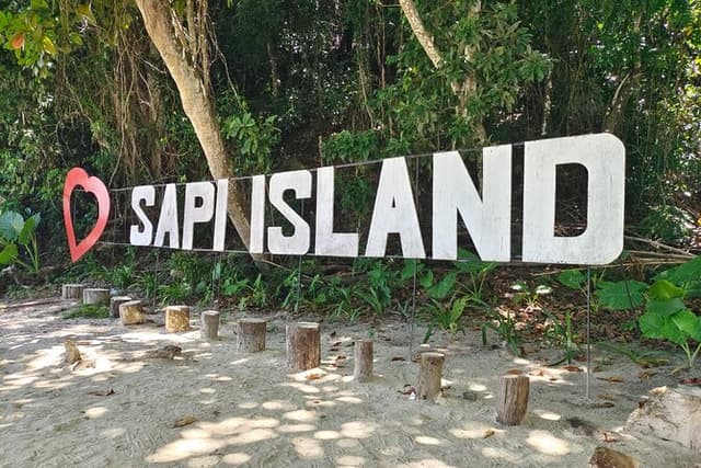 Island Hopping ( Manukan & Sapi Island ) From Kota Kinabalu