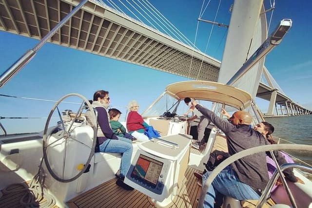 Private Afternoon Sailing/Dolphin & History Tour on 43ft Mystique