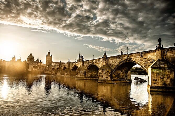 Best Charles Bridge Tours: Explore Prague's Iconic Landmark