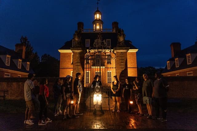 Whispers of Williamsburg Haunted Ghost Tour with Add-on options