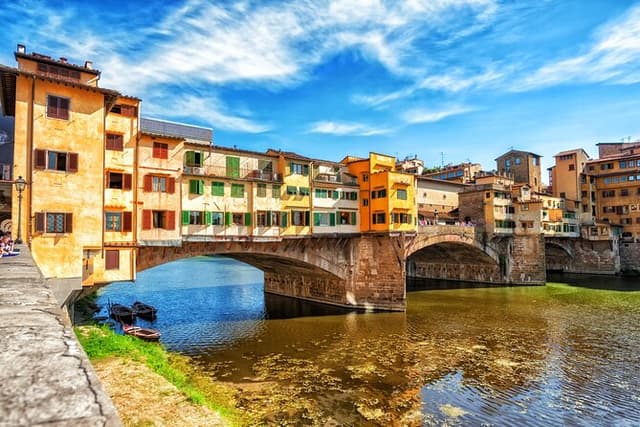 Unlock the Uffizi: Guided Tour + Secret Vasari Access Option