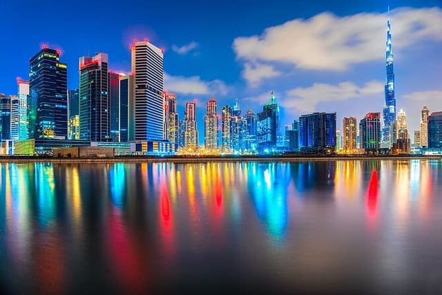 Dubai Magical Day & Night Tour In A Private Vehicle