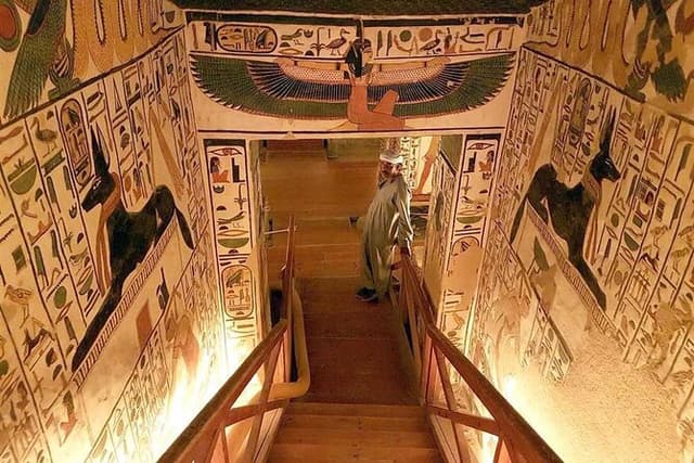 FULL Day Tour:Valley of the Kings &Queens &Hatshepsut Temple&more