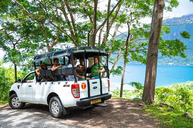 Moorea Aito 4WD Safari Tour - Half day
