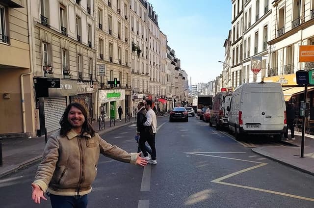 Exploring Belleville, Parisian Culture&Creativity in Motion