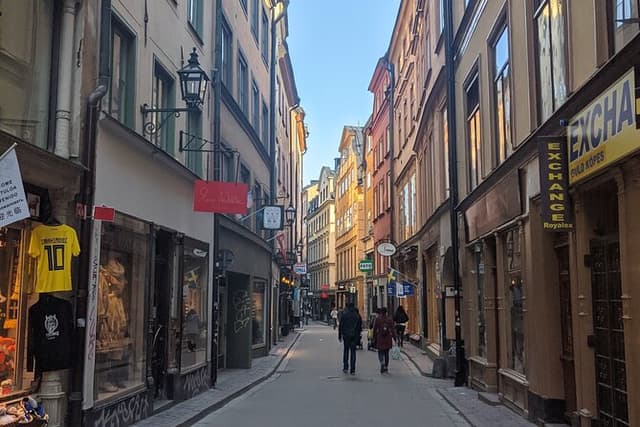 Stockholm Walking Tour – Gamla Stan Highlights