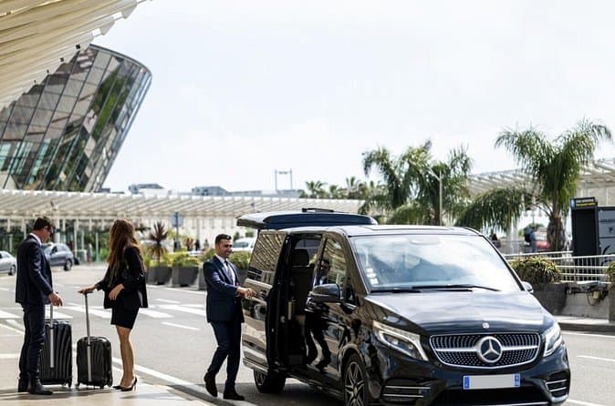 Compare Queenstown Airport Transfers