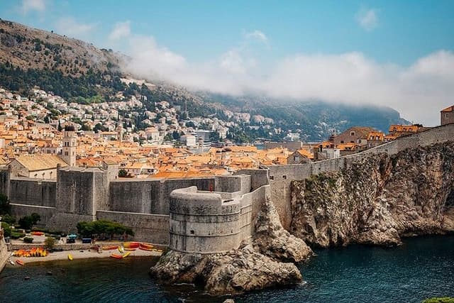 Private Dubrovnik City Walls Tour – Stories & Views