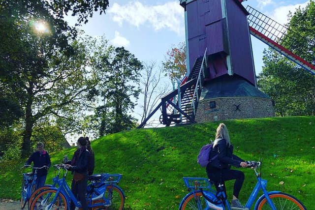 BikeTour Bruges & Damme in Spanish and English