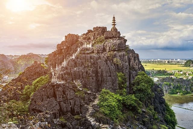 Ninh Binh Heritage Full Day Tour with Buffet Lunch and Limousine