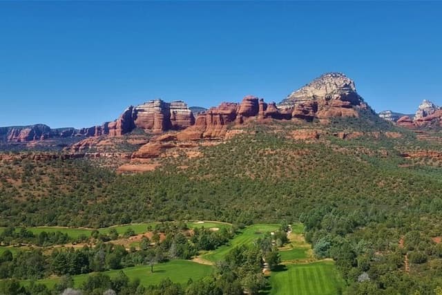 Sedona Red Rock Highlights: Smooth Scenic Jeep Tour