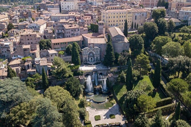 Unforgettable Villa d'Este & Hadrian's Villa Roman Tour